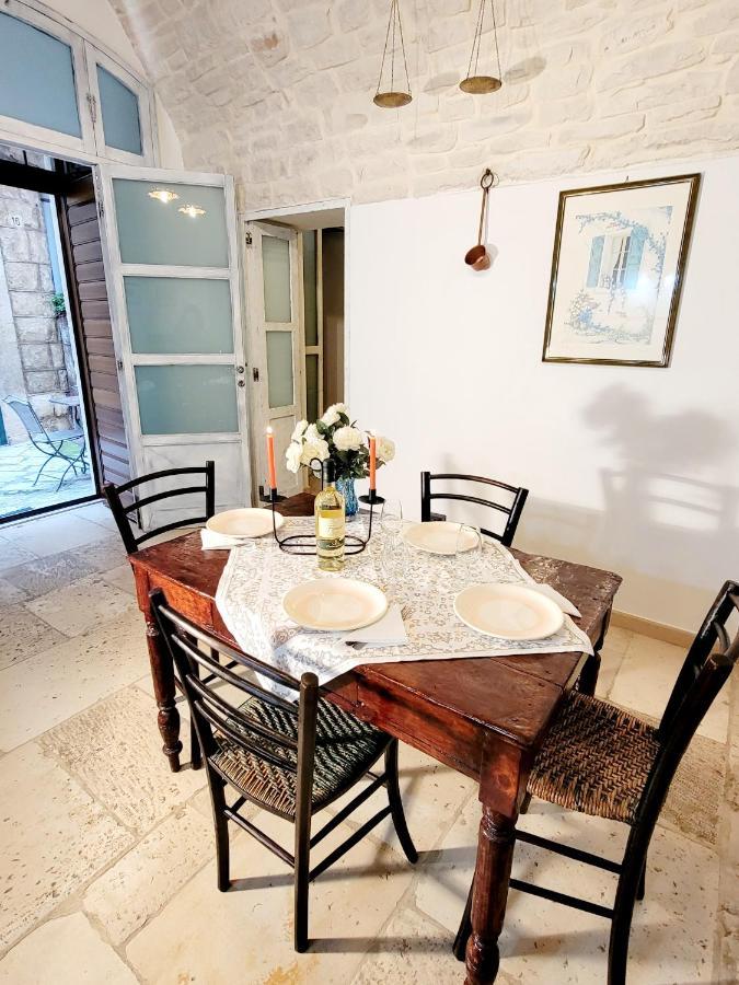 Апартаменты Giovinazzo Historic Apulia Old Town Stone House With Private Patio Экстерьер фото